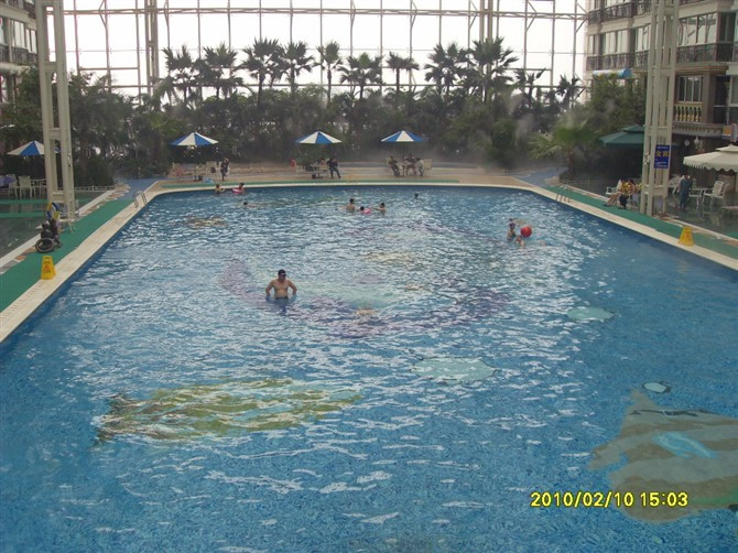 南村雅居乐会所室内游泳池